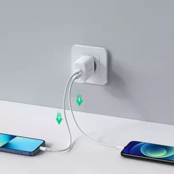 Nástěnná nabíječka UGREEN 2x USB Type C 40W Power Delivery bílá (10343)