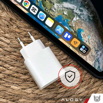 Rychlá 30W USB-C nástěnná nabíječka USB typ C GaN PD pro iPhone Alogy cube Bílý kabel USB-C 1m