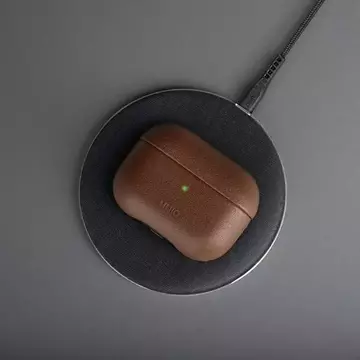 UNIQ Ochranné pouzdro na sluchátka Terra Case pro Apple AirPods Pro Genuine Leather červená/červená