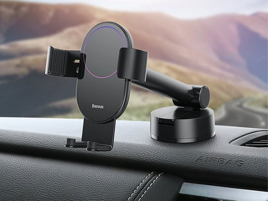 Gravitational car holder for the Baseus Simpslism phone with a suction cup