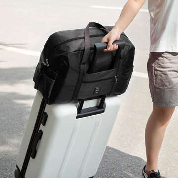 Travel bag for the plane, tourist sports cabin, hand luggage, roomy for a suitcase, holidays 36l Alogy Black