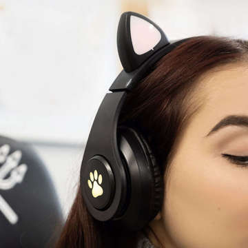 Wireless LED RGB 5.0 over-ear Bluetooth 5.0 headphones for children with cat ears Black