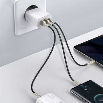 Baseus Kompaktes Schnellladegerät 2xUSB USB-C PD QC 3.0 3A 30W Weiß