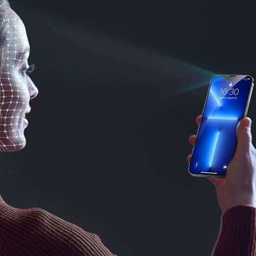 Gehärtetes Glas GlasTIFY OTG 2er-Pack für Samsung Galaxy S21 FE Clear