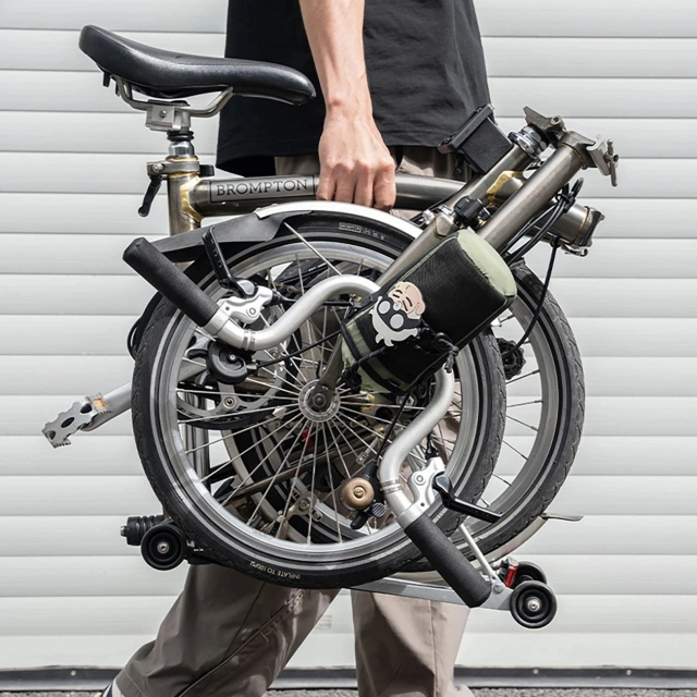 Torba Rockbros na Butelkę 1L z Paskiem Rowerowa Zielona 3011006501