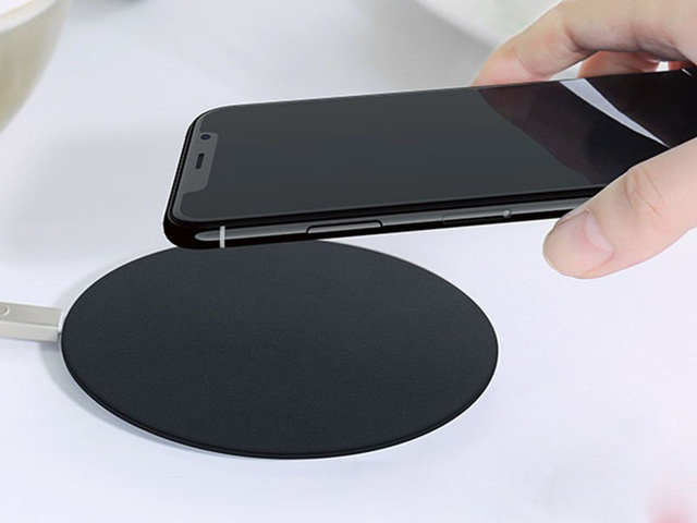 Індукційний зарядний пристрій USAMS 10W US-CD24 iPhone 8 X MFI чорний