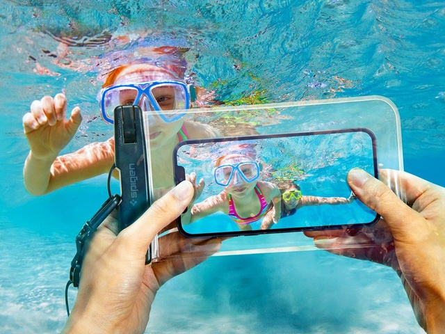 Univerzální vodotěsné pouzdro 2x pro telefon 6.8 Spigen A601 IPX8 Black