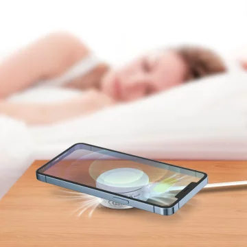 Bezdrátová nabíječka Choetech 15W Qi (kompatibilní s MagSafe) s ventilátorem chlazení telefonu (USB typ C – kabel USB typu C součástí balení) Stříbrná (T593-F)