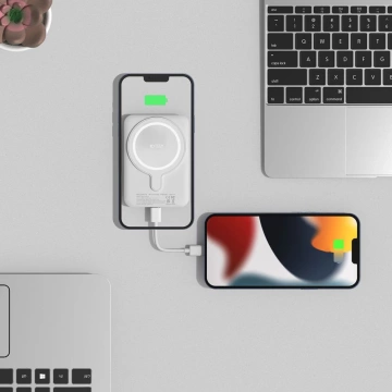 LifeMag Powerbanka PB10 s MagSafe 5000mAh bílá