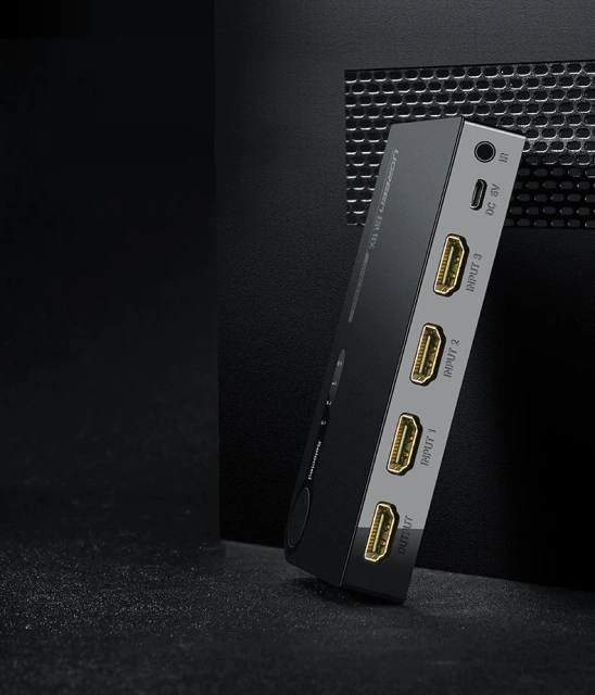 Uzelený přepínač rozdělovač HDMI - 3x HDMI 3D 4K 7,5 Gb/s 36 bitů na kanál černá (40234)