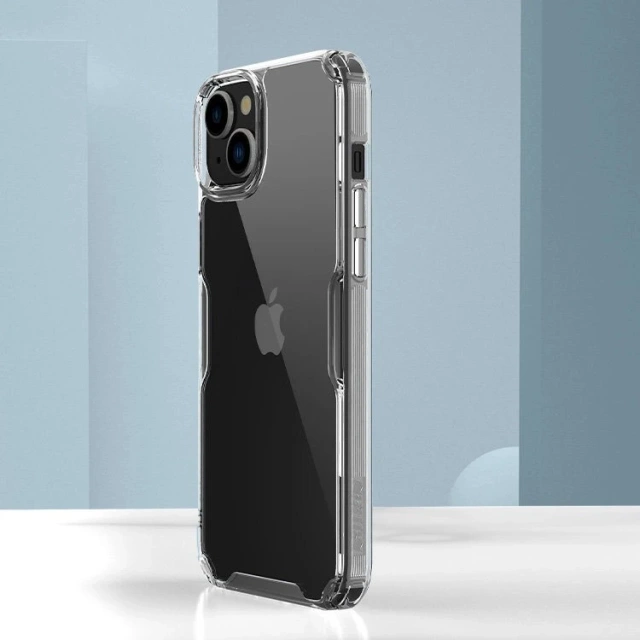 Броньований чохол Nillkin Nature Pro для iPhone 15 Pro Max - білий