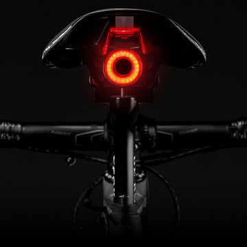 LED zadné svetlo na bicykel USB RockBros Smart TL907Q51 na zadnú časť bicykla pod sedlo 60lm svetlo červené osvetlenie