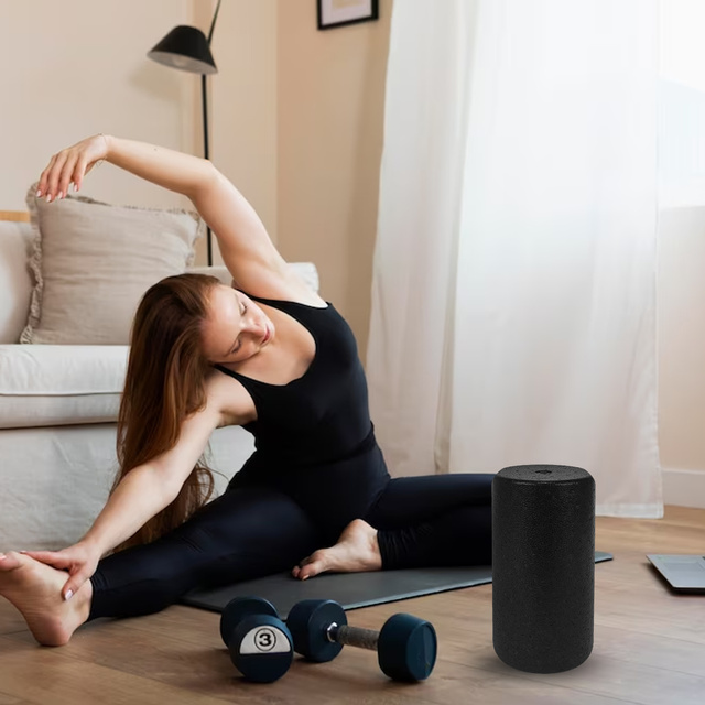 Cvičebný masážny valec Smooth Roller Yoga Muscle Roller 28,5 x 15 cm Fit Fizjo Black