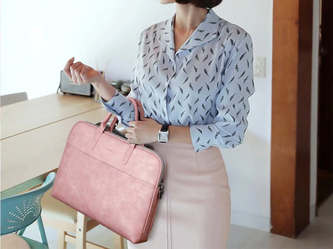 Шкіряна сумка для ноутбука J.QMEI sleeve 15" for MacBook Air / Pro Pink