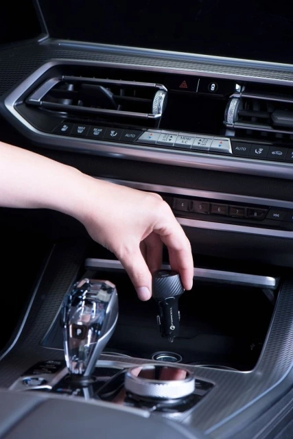 Autonabíjačka FORCELL F-ENERGY Carbon CC50-2C 2 x Type-C PD 3A 40W