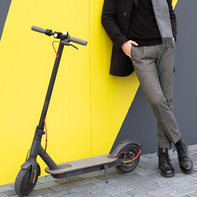 Podpórka składana stopka do hulajnogi elektrycznej do Xiaomi M365 / Pro Czarna