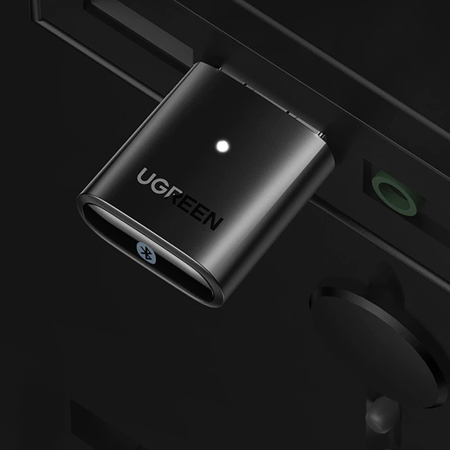 UGREEN CM390 Bluetooth 5.0 USB adaptér (černý)