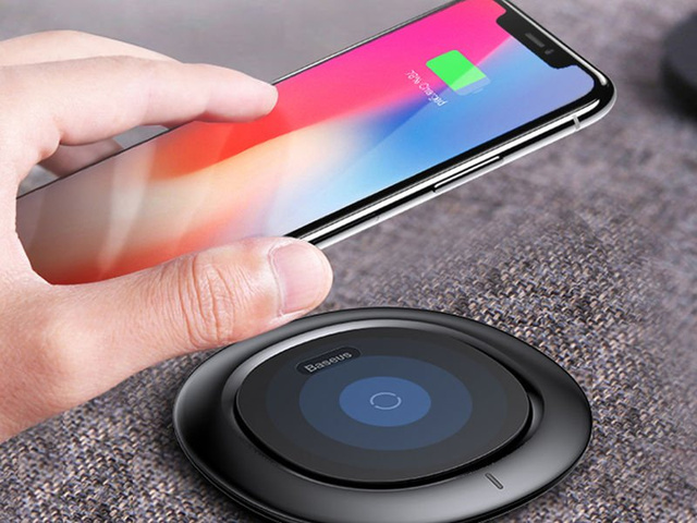Baseus UFO wireless qi induction charger black
