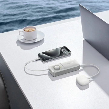 Baseus Free2Pull 10000 mAh 30 W Powerbank mit USB-C-Anschluss und einziehbarem USB-C-Kabel – Grau