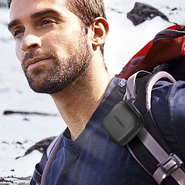 Puzdro UGREEN box na slúchadlá 8 cm x 8 cm čierne (40816)