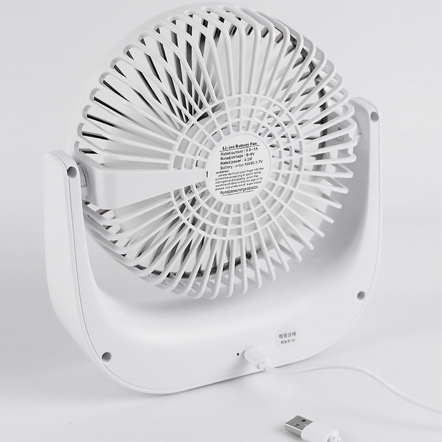 Stolní ventilátor Bezdrátový ventilátor Stojací přenosná dobíjecí baterie Tichý FAN Bílý