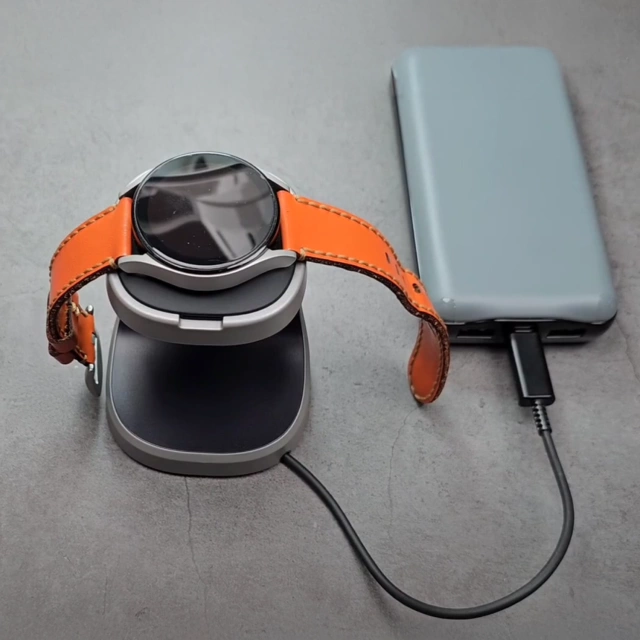 Kabellose Ladestation Samsung GP-XVU022SAN für Samsung Galaxy Watch