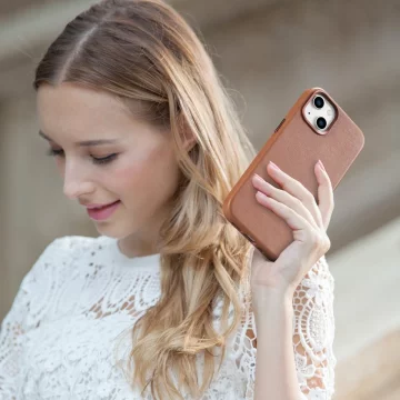 iCarer Case Lederhülle für iPhone 14 Plus braun (kompatibel mit MagSafe)