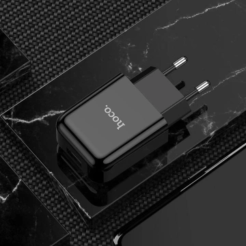 HOCO USB A 2.1A N2 nástěnná nabíječka, černá