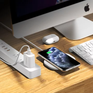 Choetech Qi bezdrátová nabíječka 15W kabel USB - USB Typ C 1m bílý (T550-F-V2)