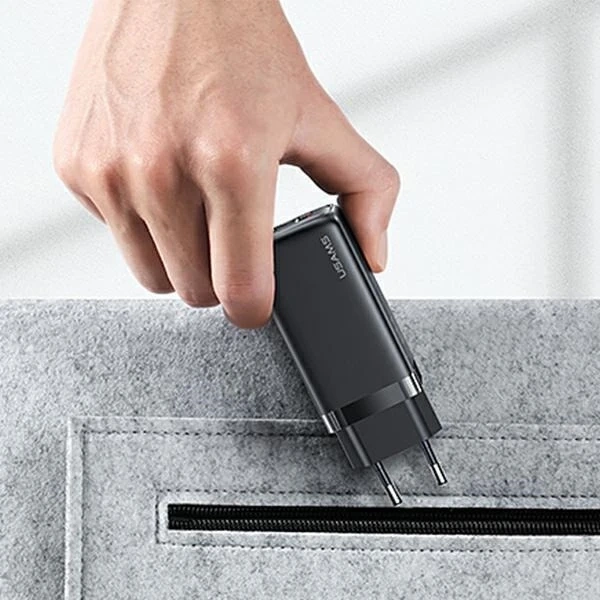 USAMS Wall charger 1xUSB-C 1xUSB T47 65W PD Fast Charging Super Si white/white CC153TC02 (US-CC153)