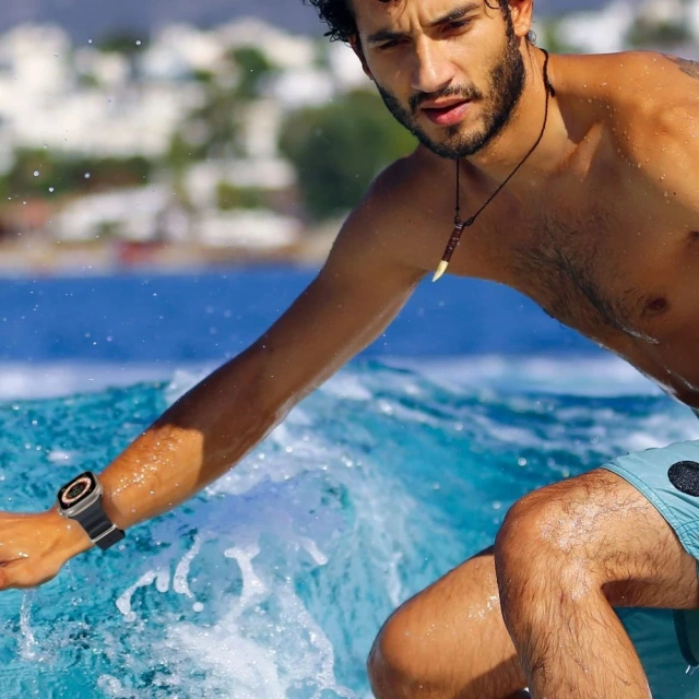 ICONBAND PRO APPLE HODINKY 4 / 5 / 6 / 7 / 8 / SE / ULTRA (42 / 44 / 45 / 49 MM) ČIERNA