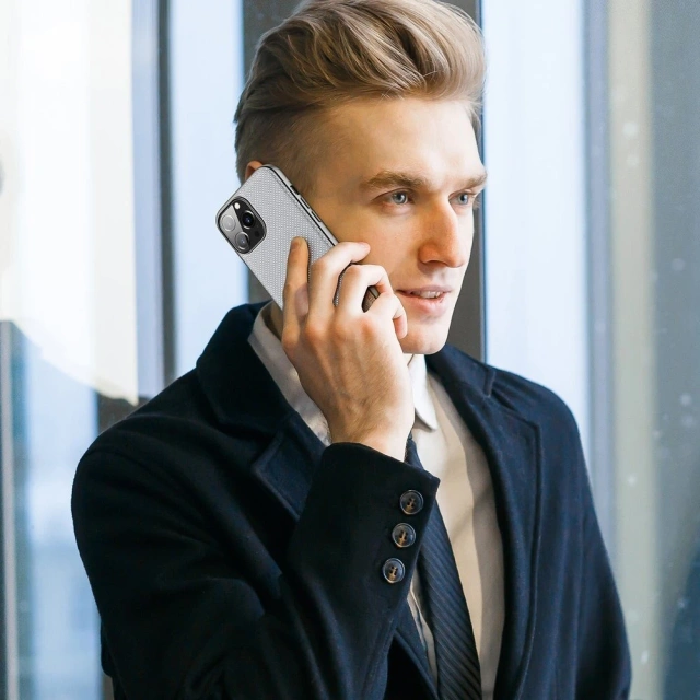 Kryt pouzdra Dux Ducis Fino pokrytý nylonovým materiálem iPhone 13 Pro Max šedý