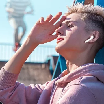 WK Design bezdrôtové Bluetooth slúchadlá do uší TWS biele (T3 biele)