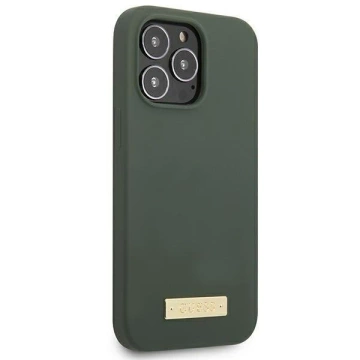 Etui Guess GUHMP13XSPLA do Apple iPhone 13 Pro Max 6,7" zielony/khaki pevné pouzdro silikonové logo Plate MagSafe