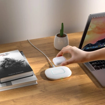 Бездротовий зарядний пристрій Choetech Qi 15W кабель USB - USB Type C 1m білий (T550-F-V2)