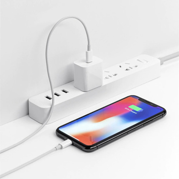 Alogy Nástěnná nabíječka Rychlá USB-C PD 20W Lightning kabel 1m Bílé pouzdro