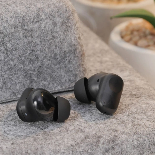 Бездротові Bluetooth-навушники HOCO TWS EQ19 чорного кольору