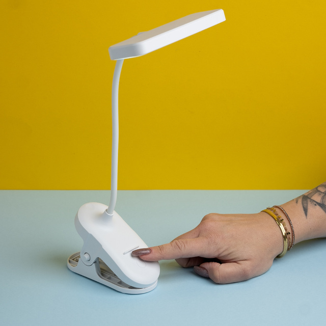Світлодіодний настільний нічник Стіл для читання з кліпсою та сенсорною лампою, 3 режими, бездротовий USB-кабель, білий