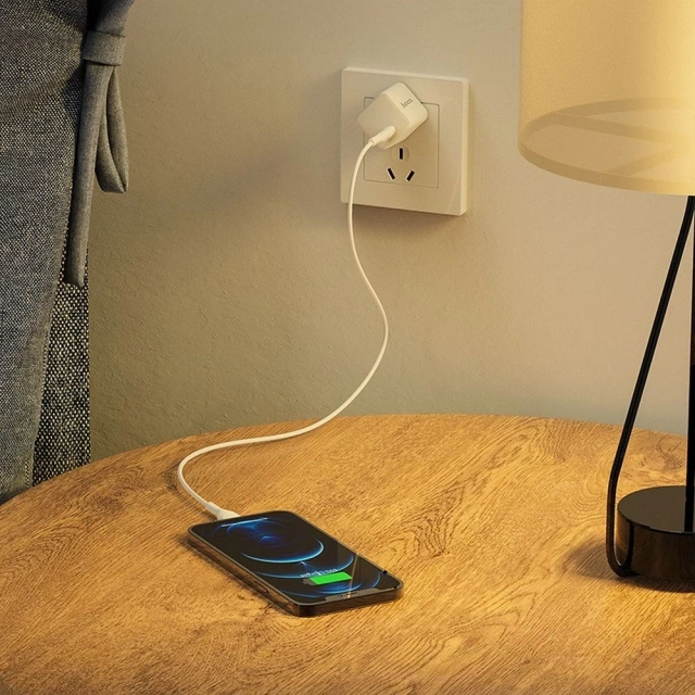 HOCO Type C PD 20W Wall Charger White