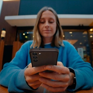 Etui Spigen Ultra Hybrid pre Samsung Galaxy S23 Frost Black