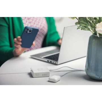 Cestovní nabíječka Forcell 4v1 8000mAh QC3.0 USB-C powerbanka indukční