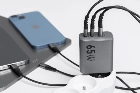 FORCELL F-ENERGY GaN nástenná nabíjačka 2 x USB typu C USB A PD QC4.0 4A 65W šedá