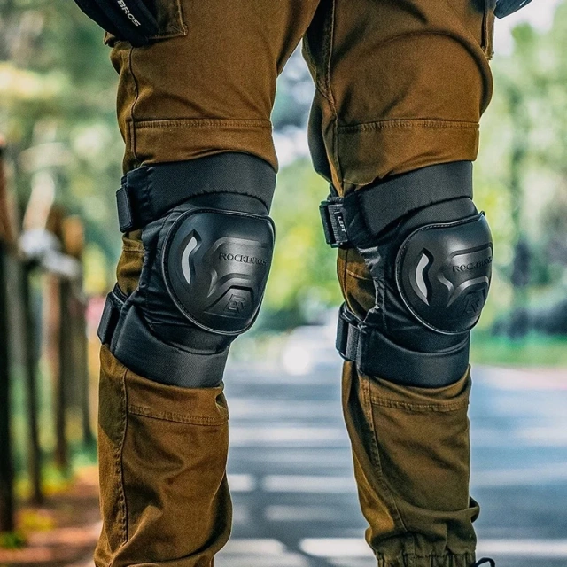 Chrániče kolen Rockbros 19230003001 - černé