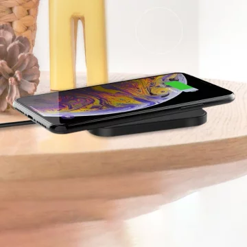 Choetech Qi 10W Wireless Charger Kit für Kopfhörer schwarz (T511-S) Q5003 Wandladegerät europäischer Standard weiß AB Kabel 1,2m weiß