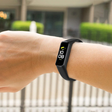 Спортивний каучуковий ремінець soft Alogy strap для Samsung Galaxy Fit 2 SM-R220 Black