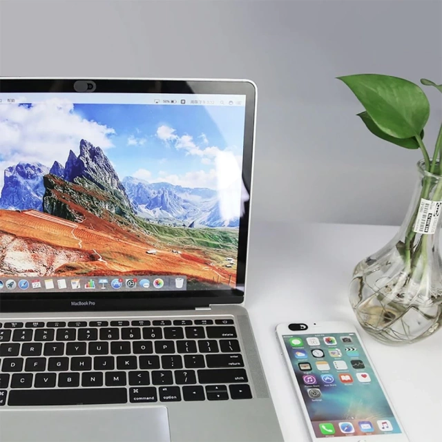 Kryt kamery hofi slim pro webcam kryt černý