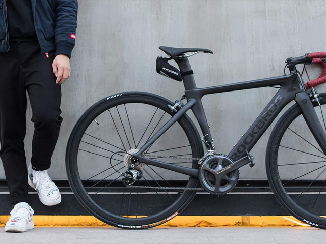 Pouzdro na sedlovou brašnu RockBros C28BK Černá podsedlová brašna