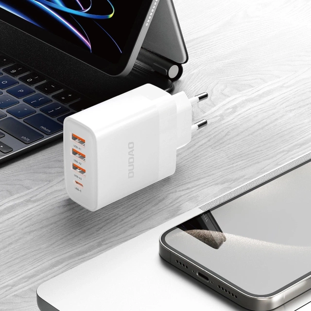 Ładowarka Dudao A5HEU 20W 3x USB-A + USB-C PD QC 3.0 Biała