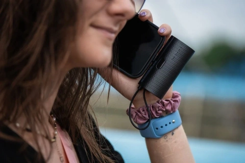 FORCELL F-ENERGY Power Plug F5K3 Powerbank so vstavaným Lightning PD konektorom 20W 5000mAh Čierna