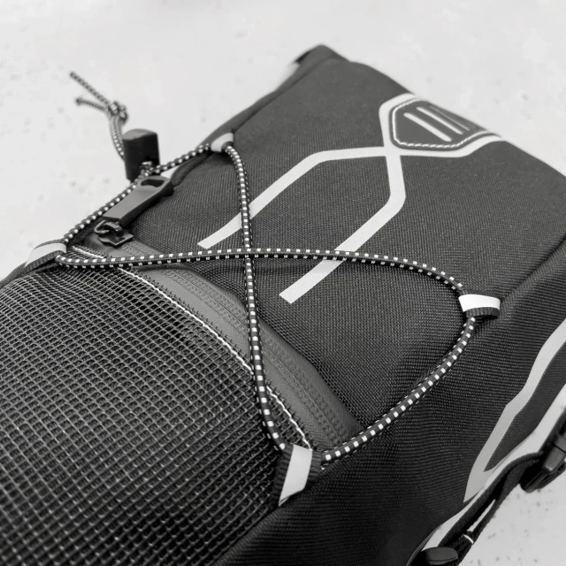 Містка велосипедна підсідлова сумка Wozinsky велика 12 л чорна (WBB9BK)